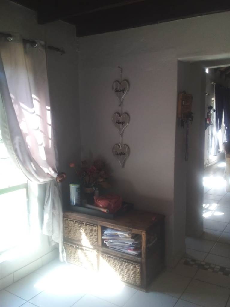 To Let 3 Bedroom Property for Rent in Ifafi North West